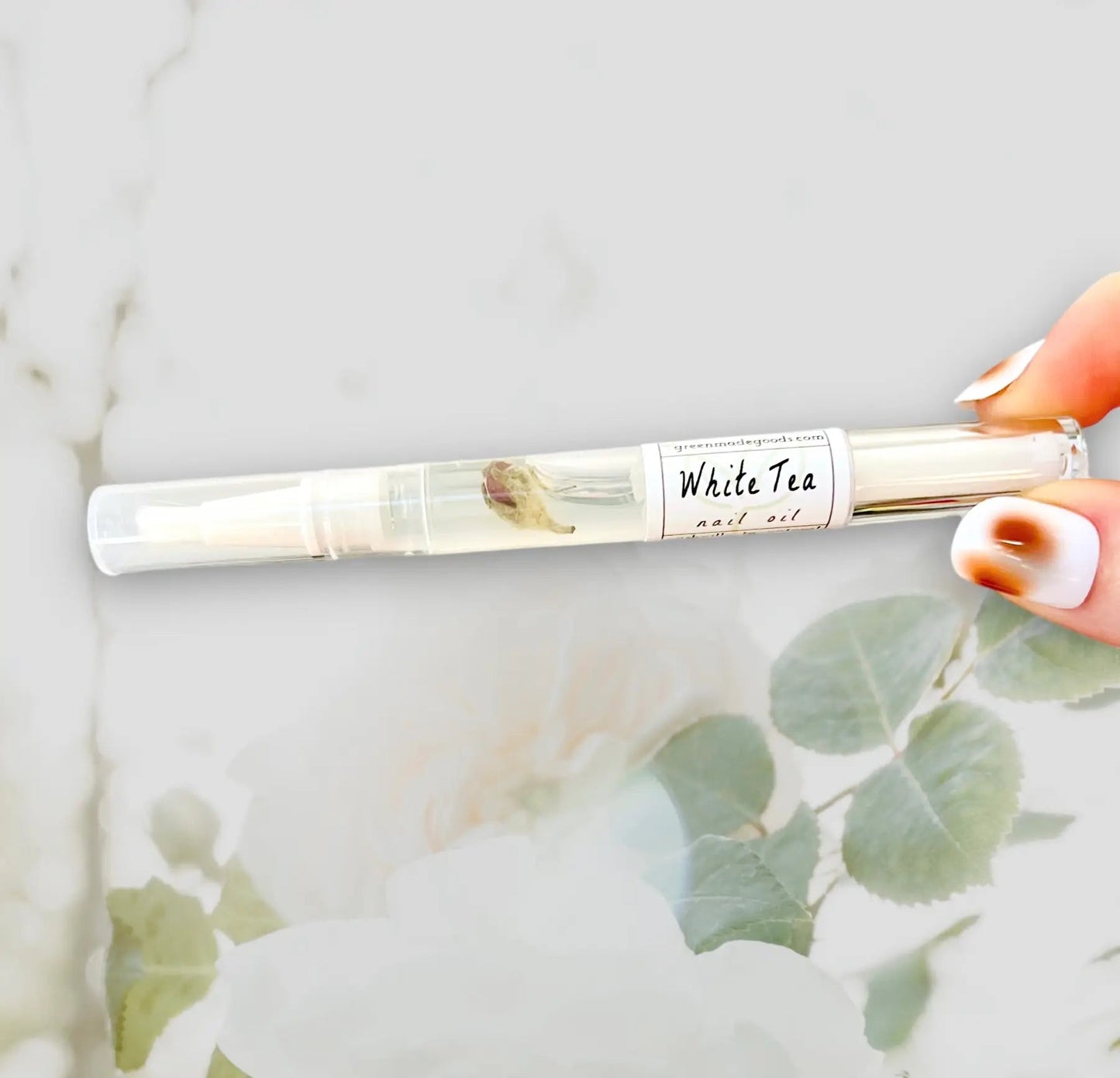 White Tea Cuticle Oil Nail Pen