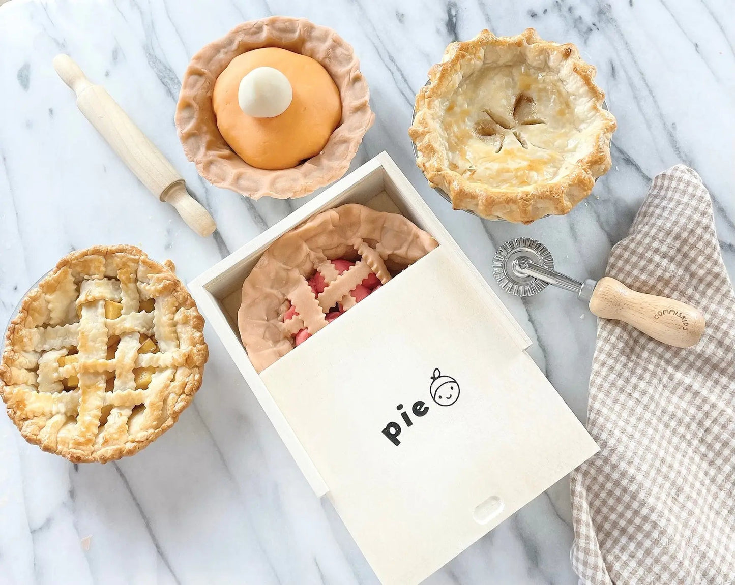 Commiskids Pie Play Dough Kit
