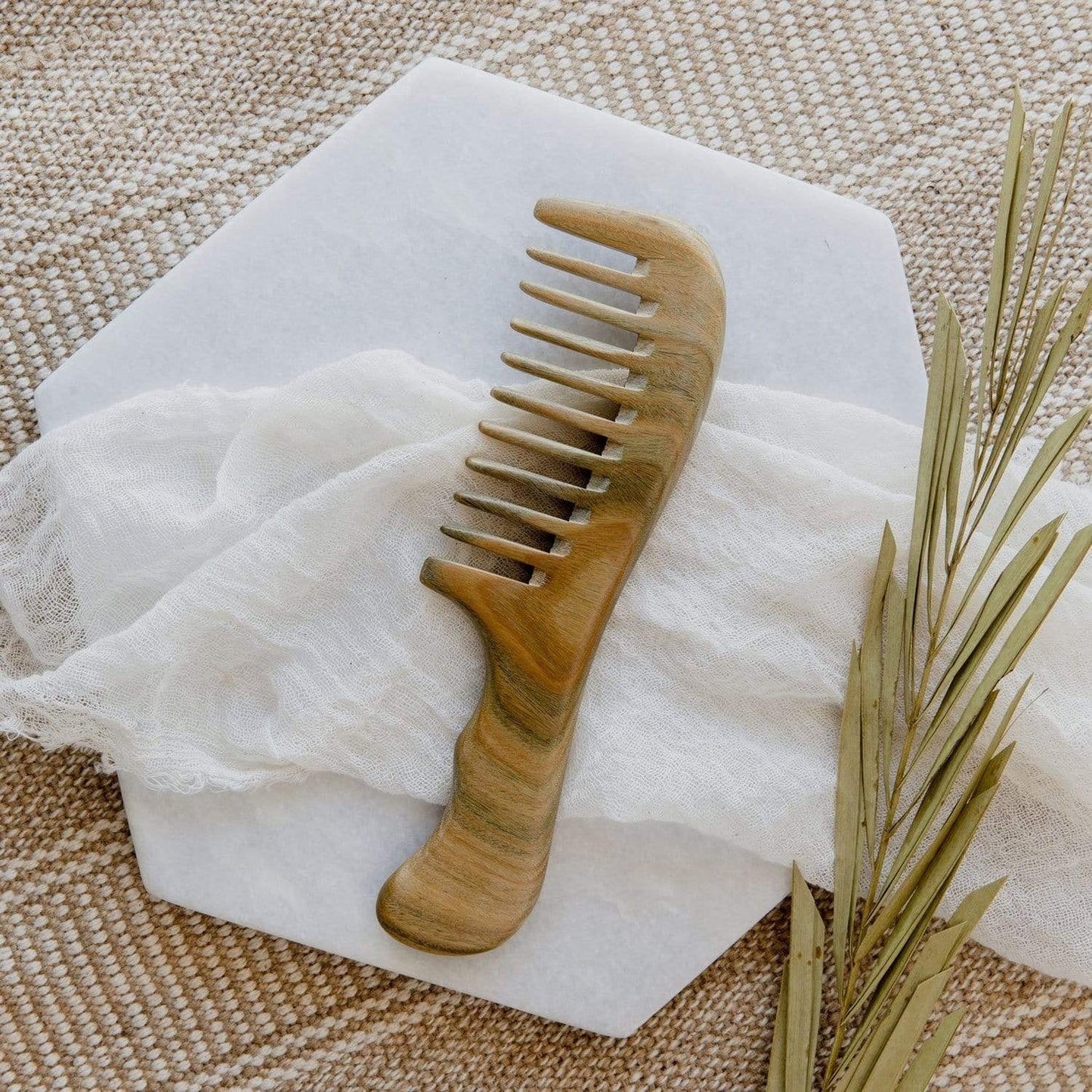 ZWS Sandalwood Wide Tooth Comb – Plastic Free