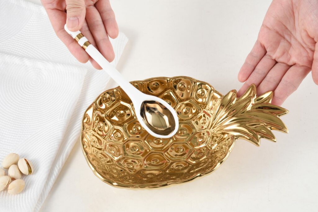 Get Gifty. Sets. Enjoy! - The Golden Pineapple Set