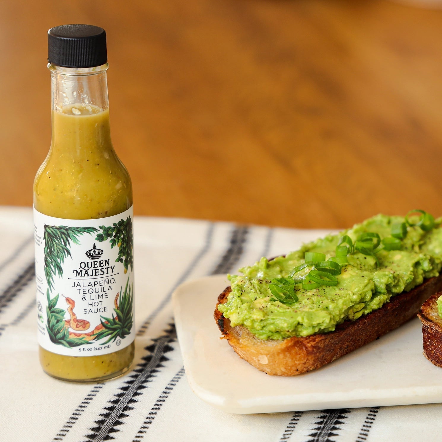 Queen Majesty Jalapeño Tequila & Lime Hot Sauce - 5oz