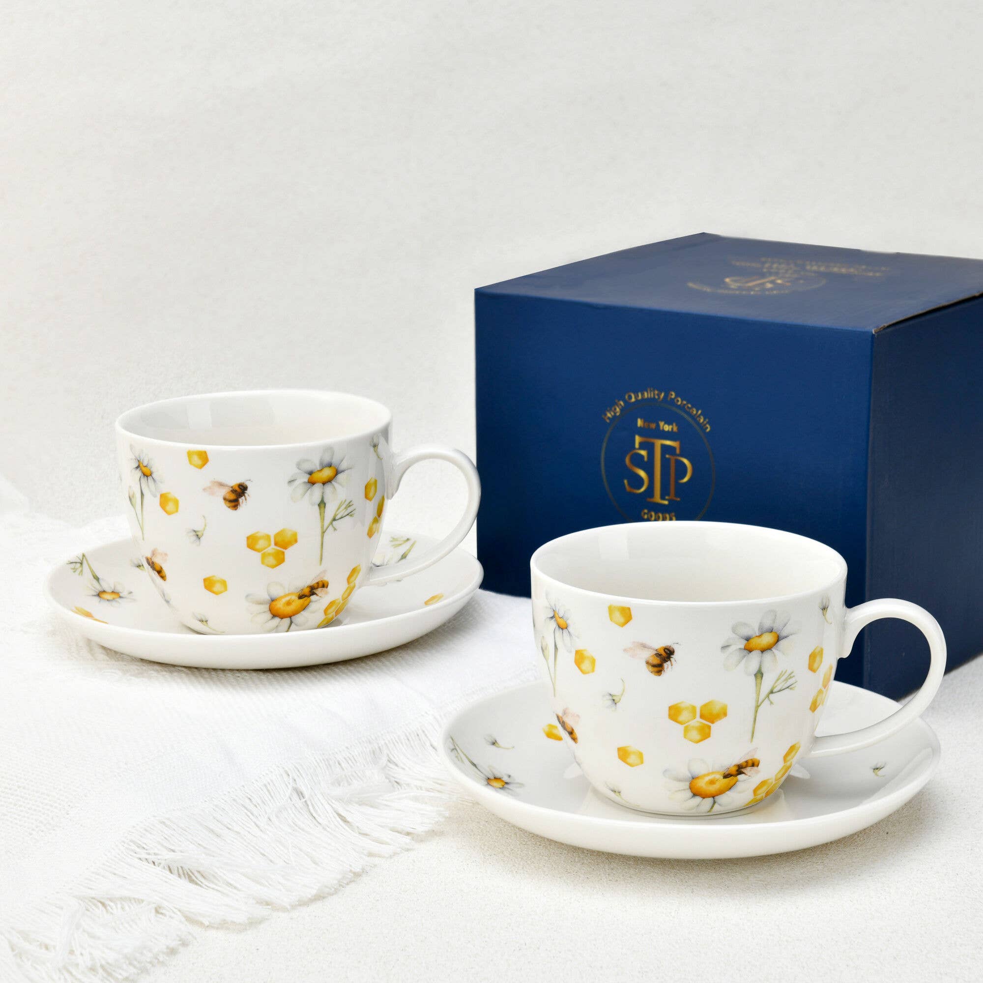 Tea with Honey Porcelain Cup & Saucer Set – Set of 2 (450 ml)