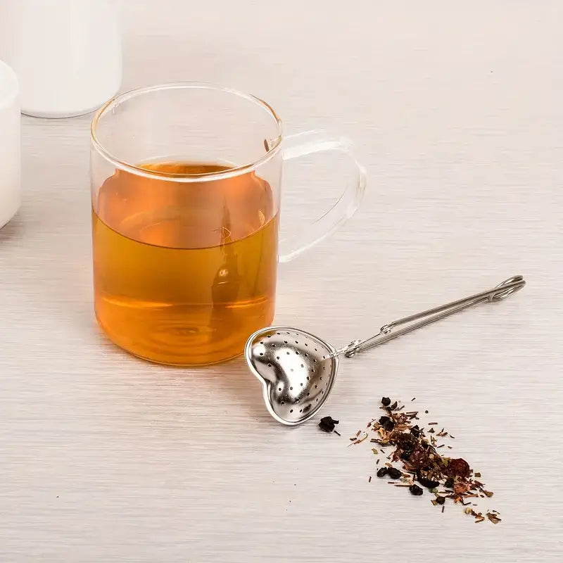 Stylish Heart-Shaped Stainless Steel Tea Infuser, Brewing