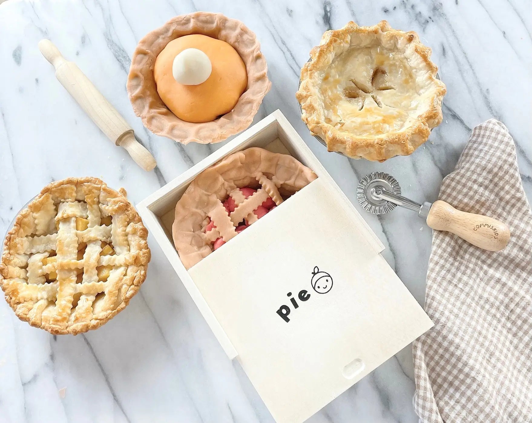 Commiskids Pie Play Dough Kit