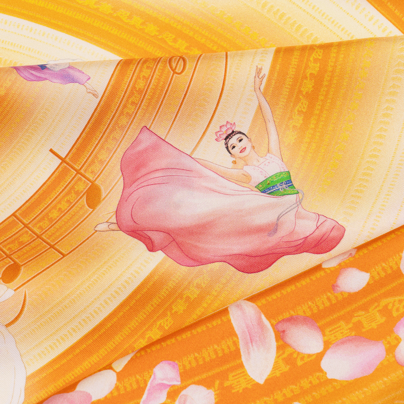Shen Yun's 20th Anniversary Scarf Details - Shen Yun Collections