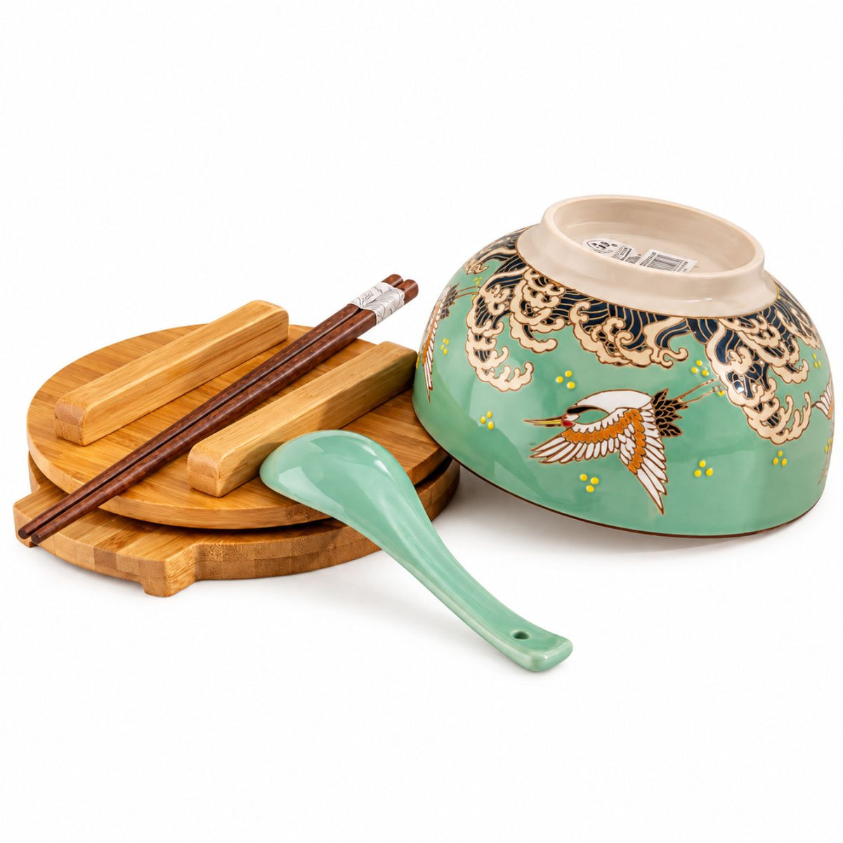 Porcelain noodle bowl with bamboo lid, chopsticks and spoon