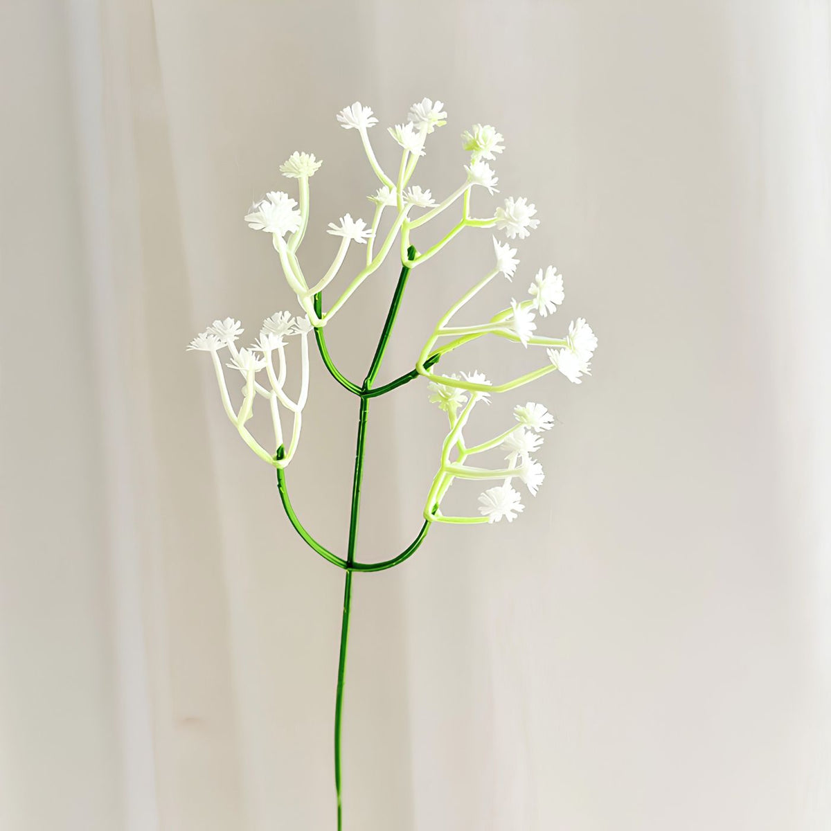Realistic baby's breath floral décor white