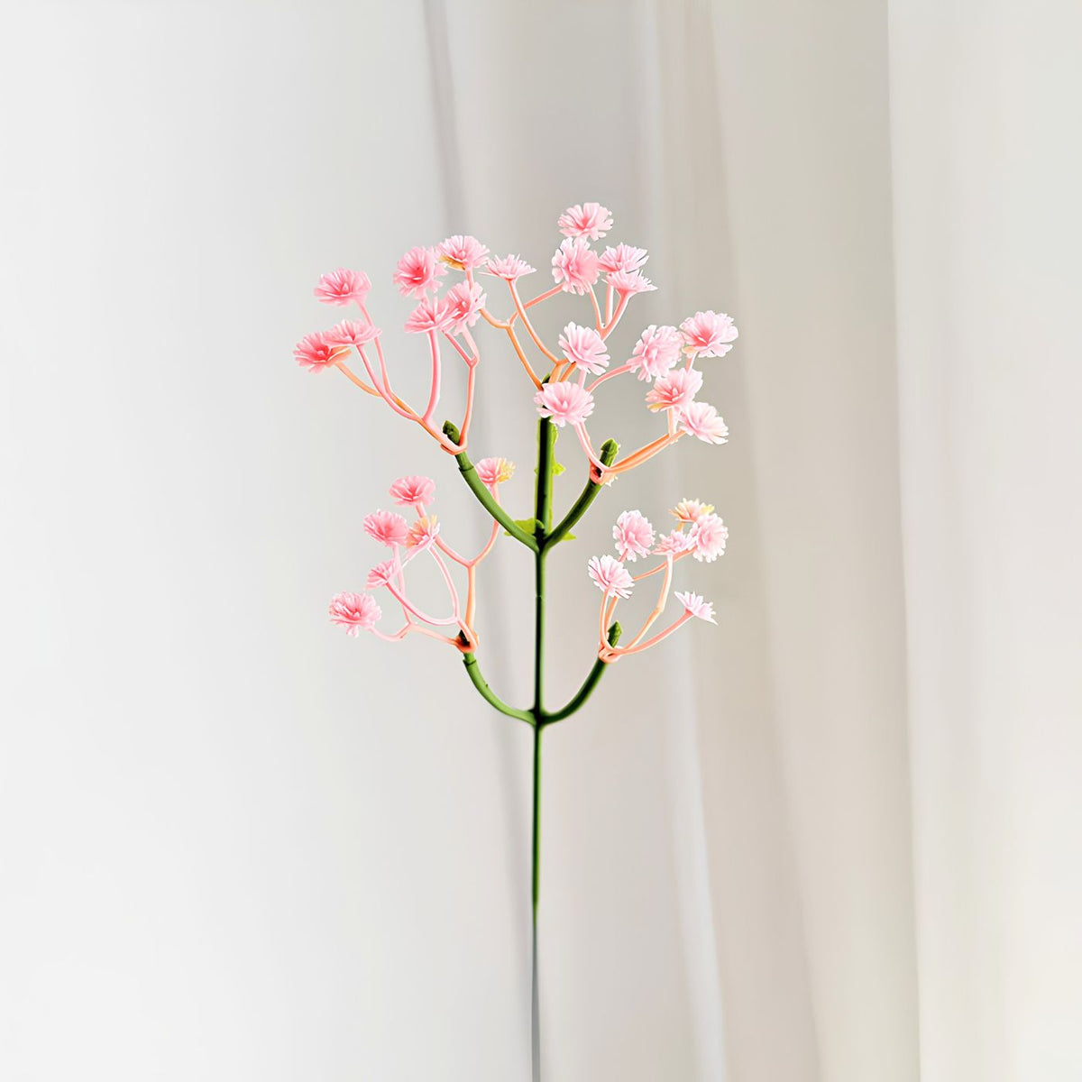 Realistic baby's breath floral décor pink