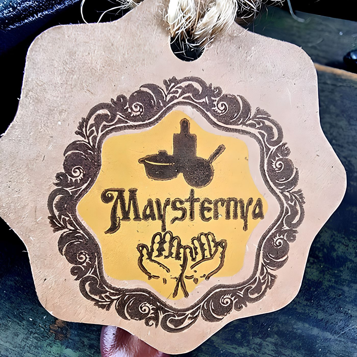 Handcrafted Maysternya cast iron cookware