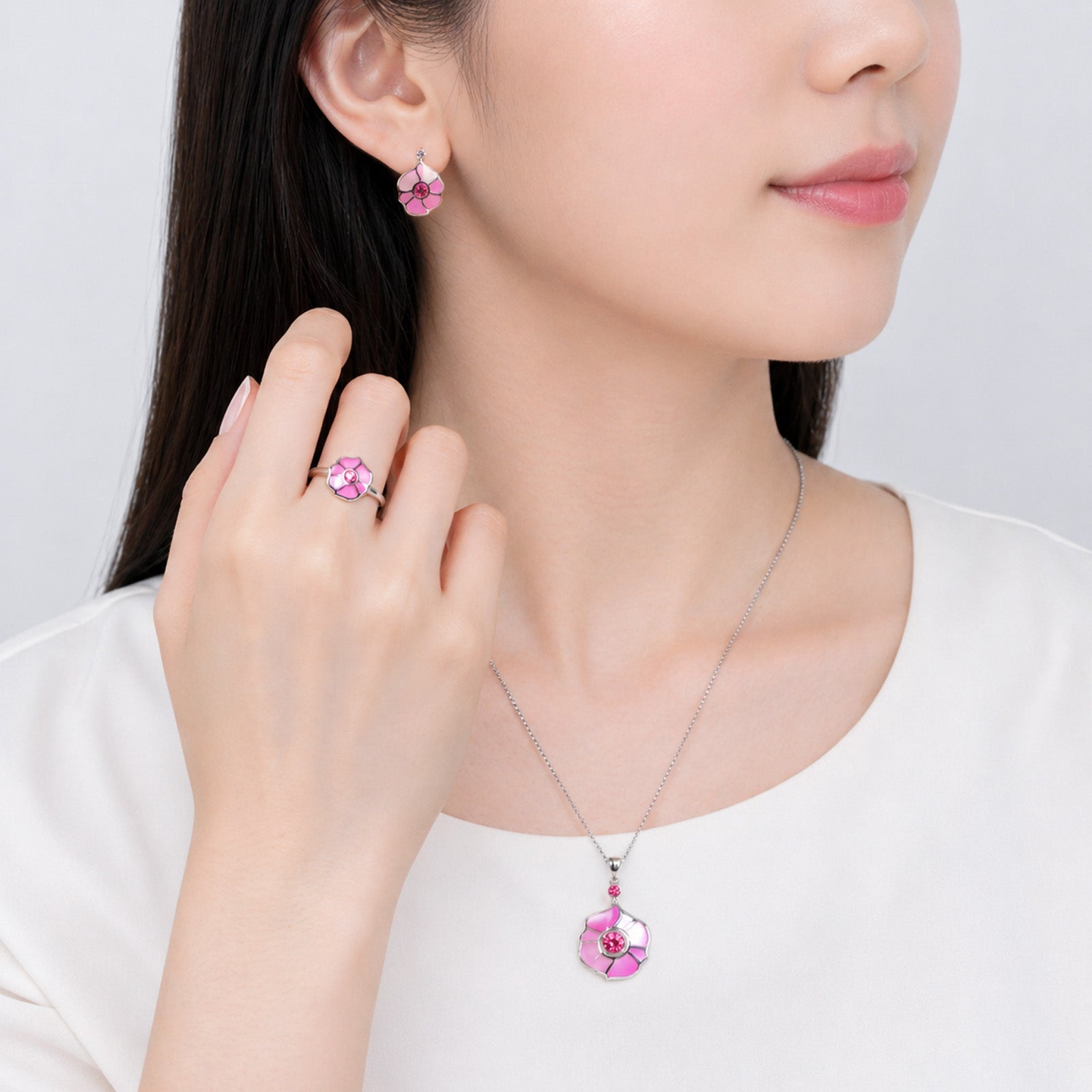 Windmill Grace Stud Earrings Pink
