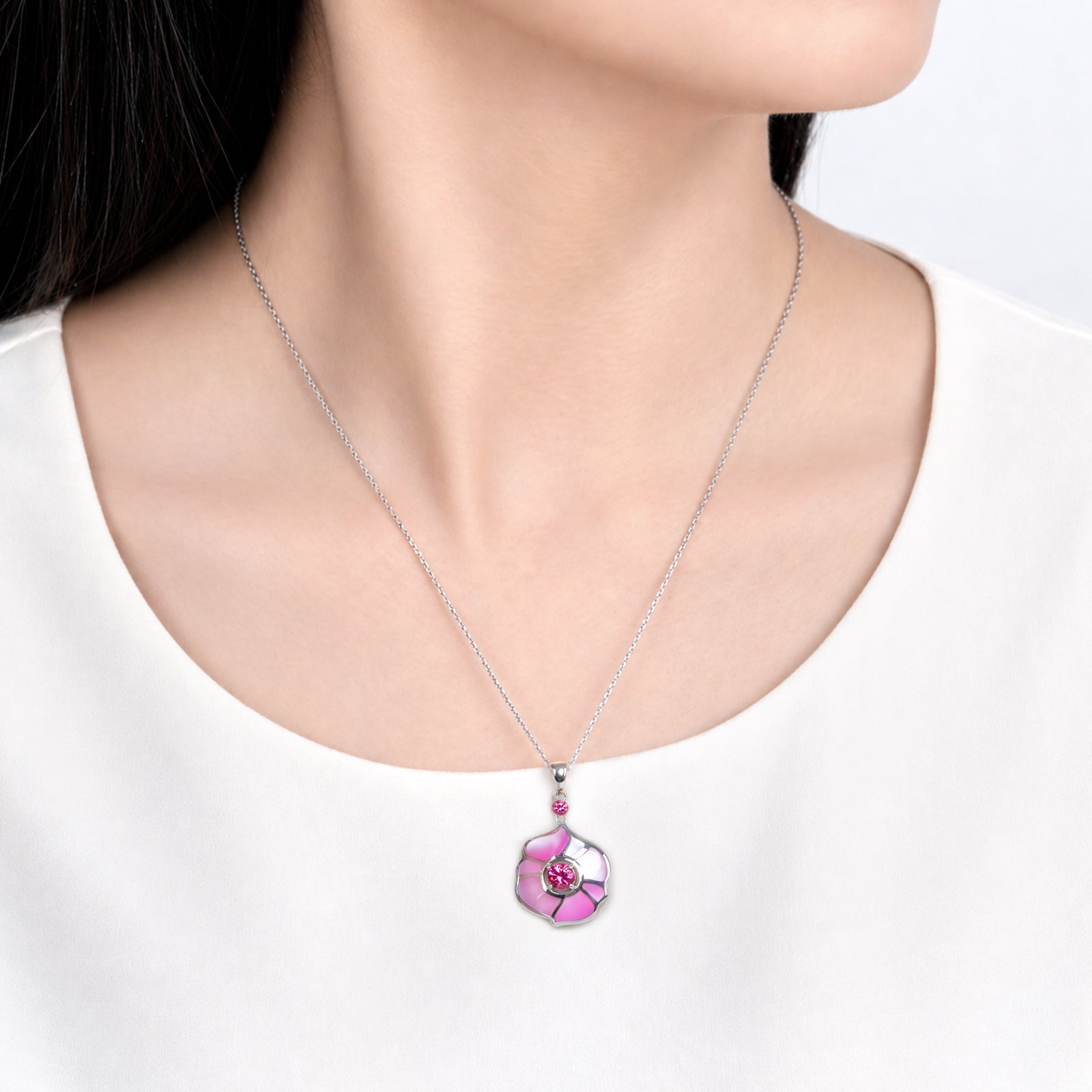 Windmill Grace Necklace Pink