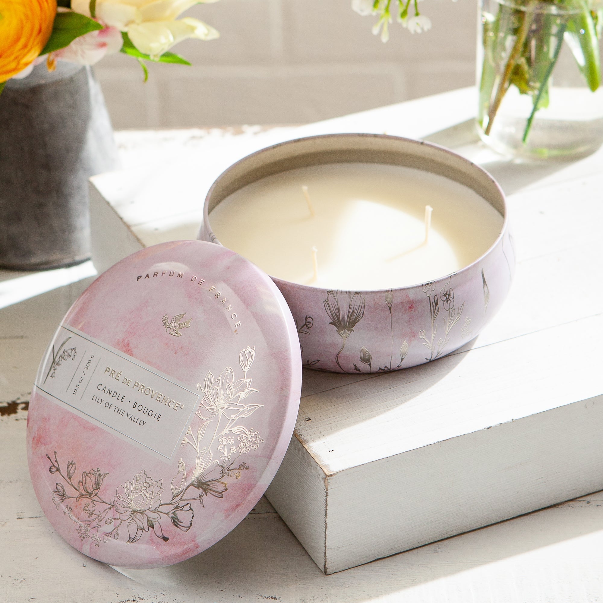 Pre de Provence European Soaps Heritage Candle - Lily of the Valley