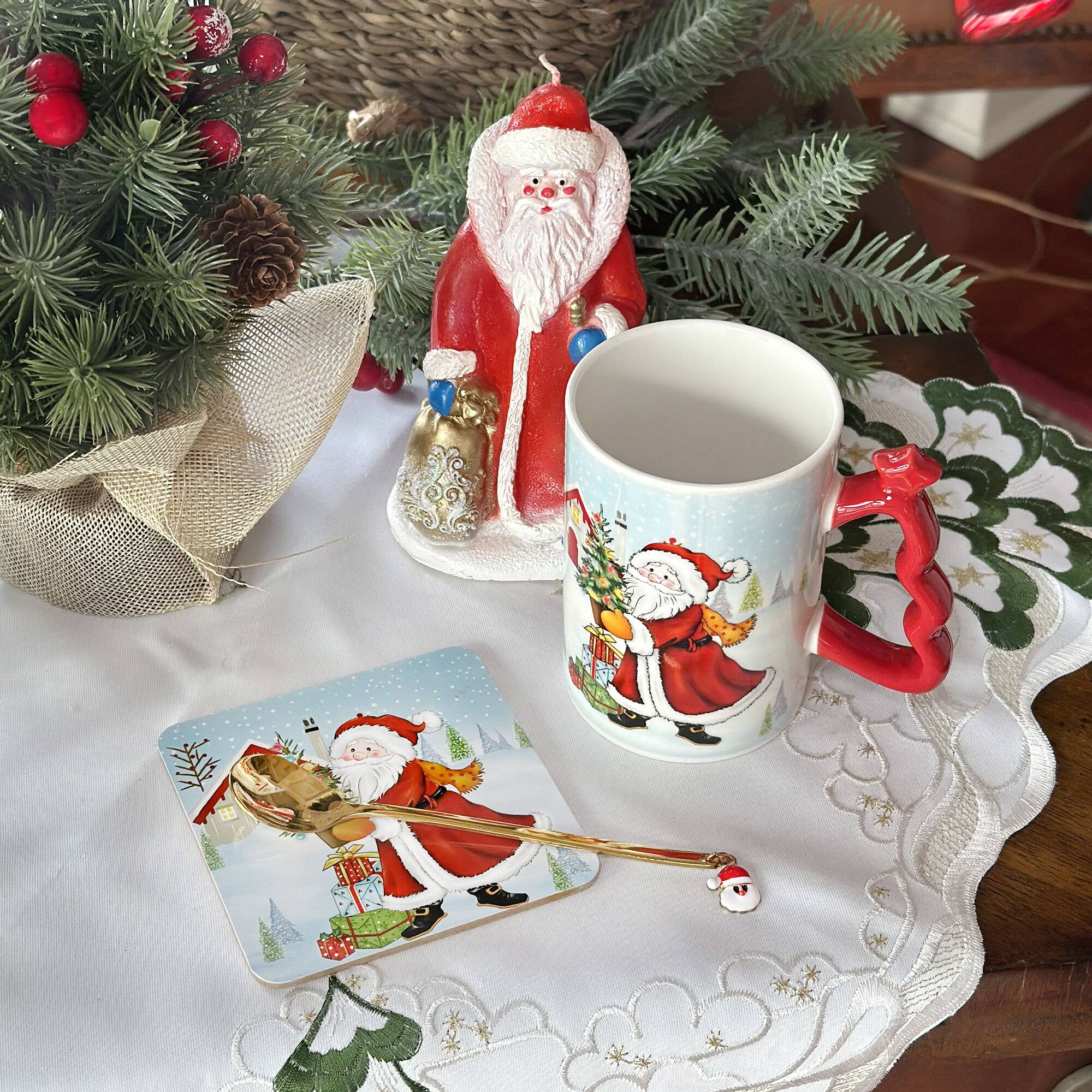 Christmas porcelain mug with coaster and spoon