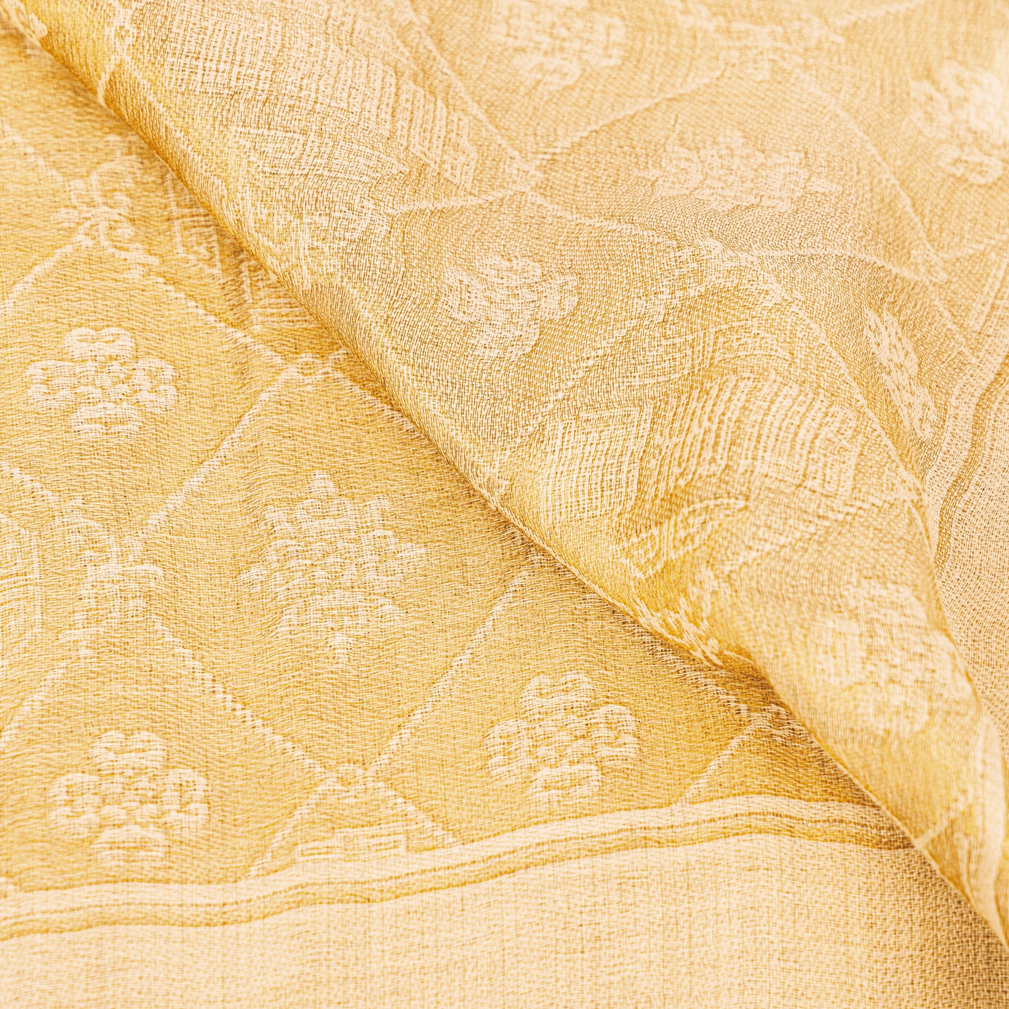 Zhen Shan Ren Long Scarf Gold Details - Shen Yun Collections