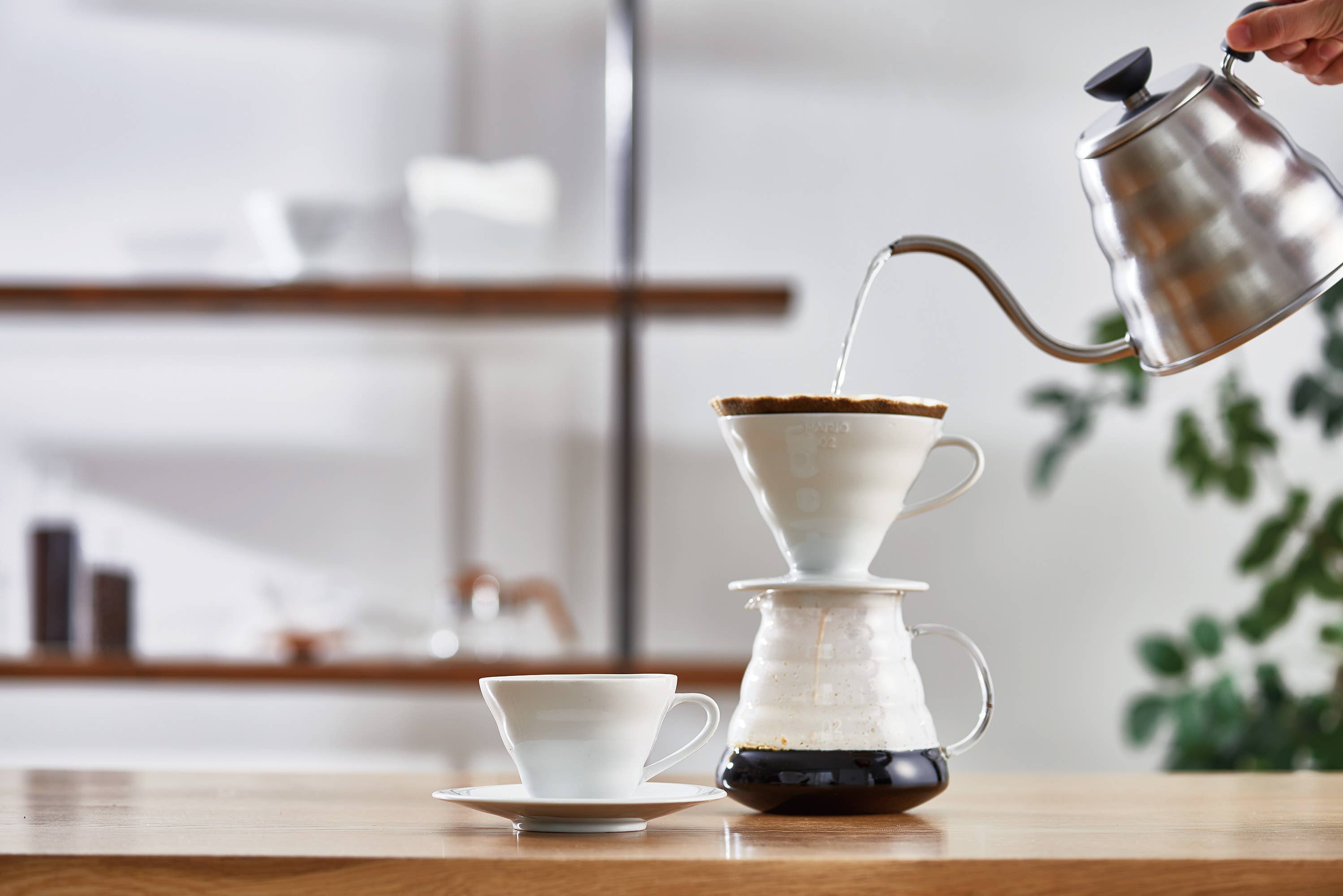 Hario V60 Ceramic Coffee Dripper 02