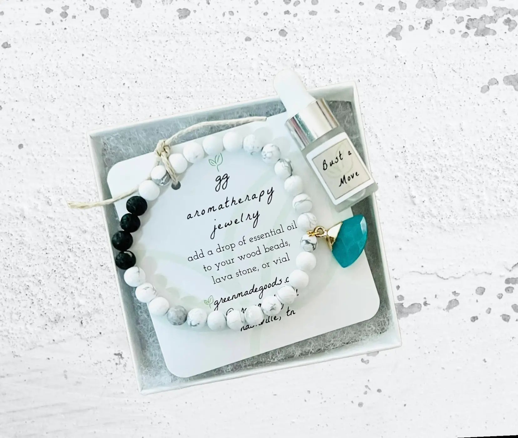 Howlite Diffuser Bracelet