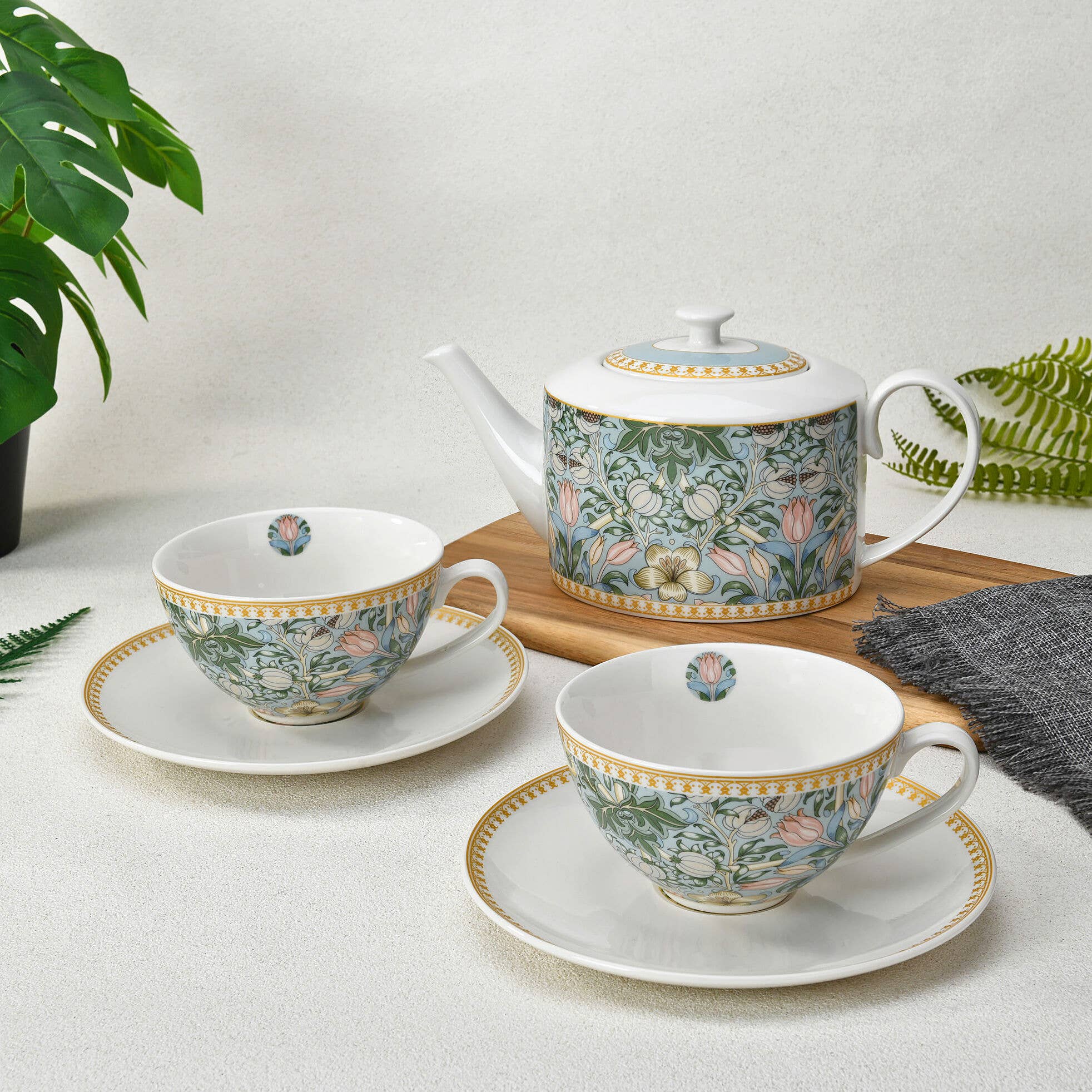 Morris Garden Bone China Tea Set for Two – 5 Piece Gift Set