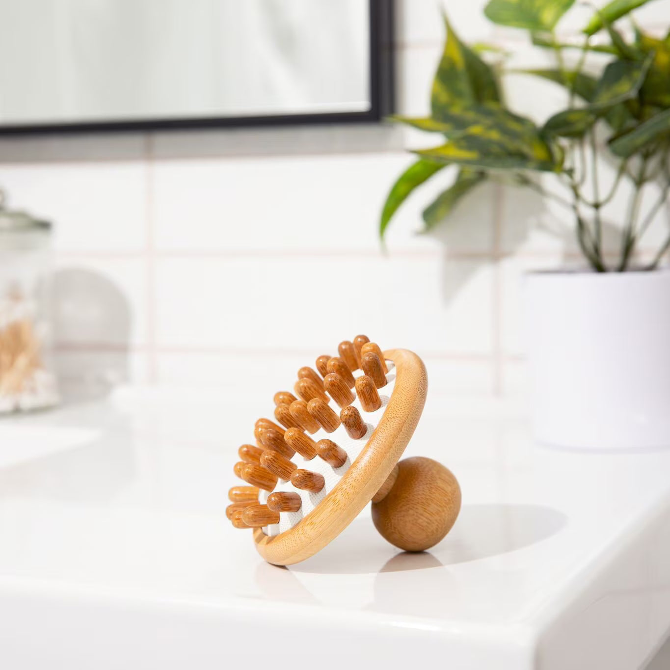 Bamboo Stimulating Scalp Massager