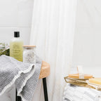 Natural moisturizing body wash with lemongrass essential oils