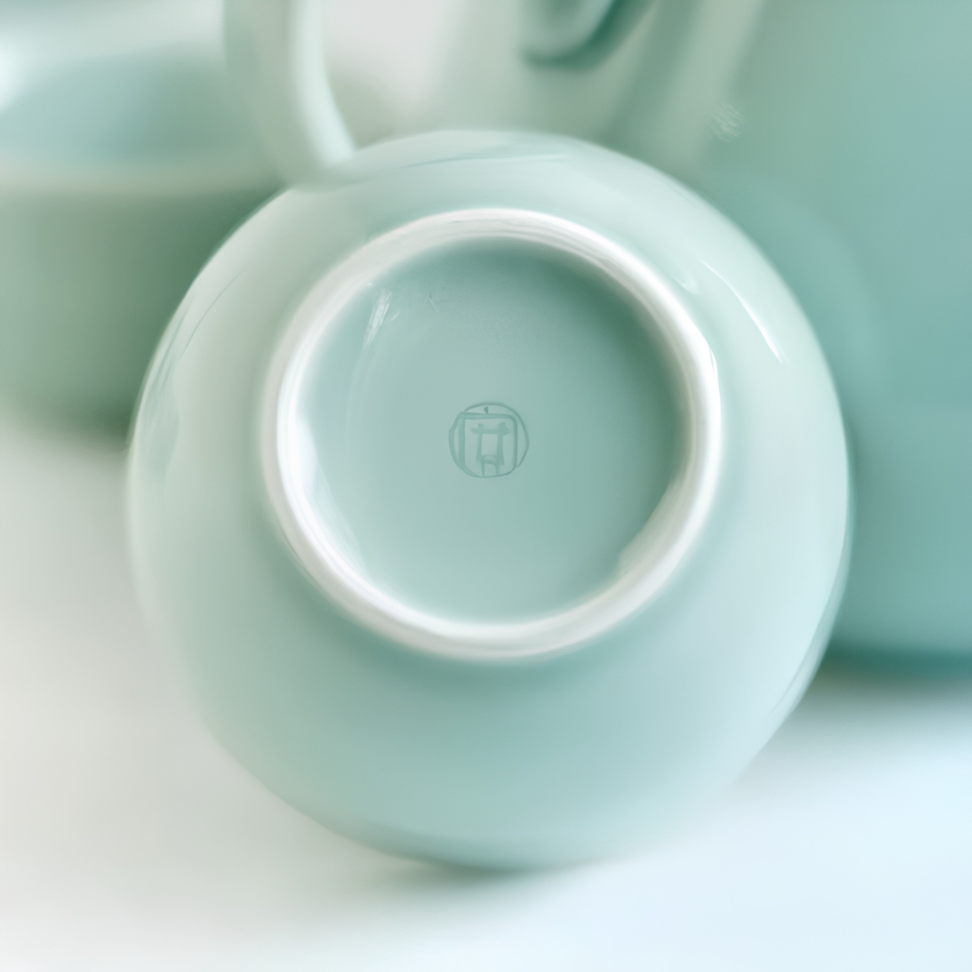 Traditional Taiwanese ceramic tea set by Anta Pottery