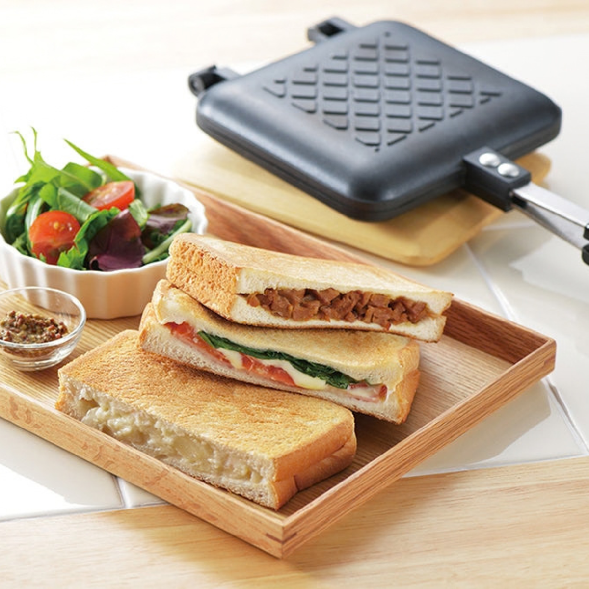Yoshikawa ATSU Hot Sandwich Maker front view